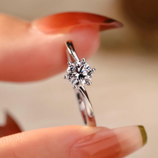 Air Apaisant Lab Grown Diamond Engagement Ring - Image 2