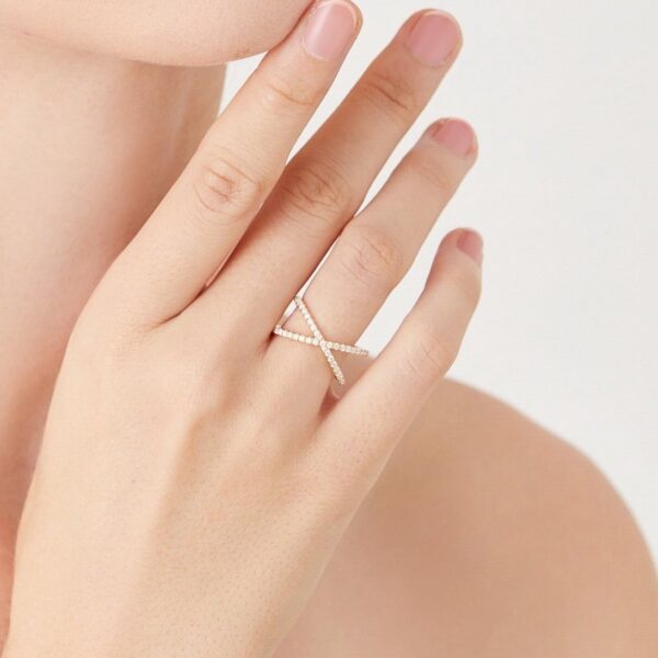 Round Brilliant Cut Diamond Dainty Crisscross Ring in 14k Yellow Gold - Image 5