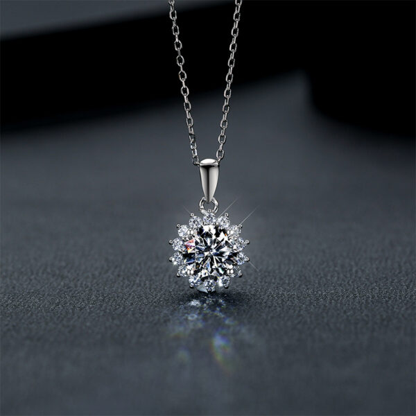 Romantic Snowflake Pendant Lab Grown Diamond - Image 2