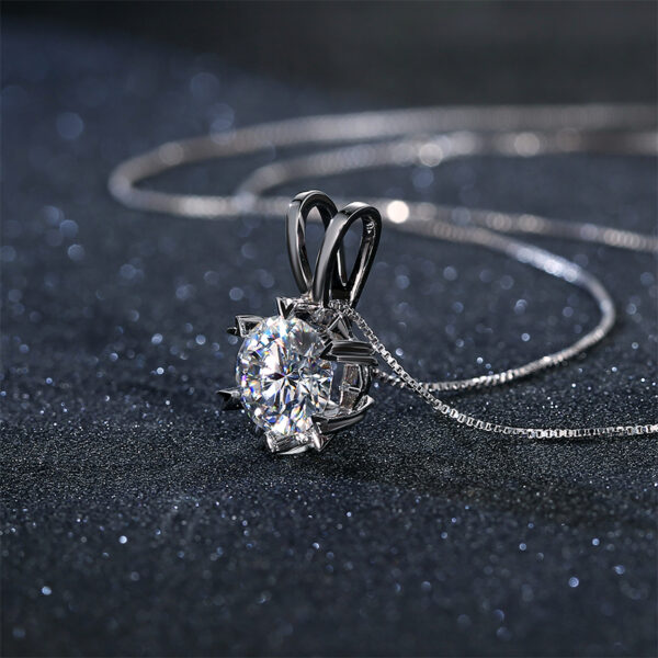 Small Heart Set Moissanite Pendant Necklace - Image 4